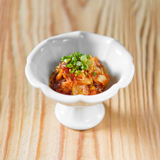 恵比寿横丁 肉寿司 - 生肉キムチ