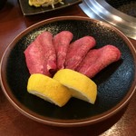 紅梅園 - R.1.6.25.昼 (塩)タン 980円税別