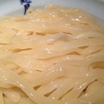 麺屋武蔵 虎嘯 - 麺　結構美味しかった　201202