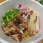 煮干し中華そば 一剣 - しっかりと味付けされてます