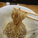 煮干し中華そば 一剣 - そばのスープにつけてさらに美味しく