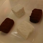 デュ・ヴァン・ハッシシ - 