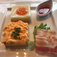 ポム・ダダン - 