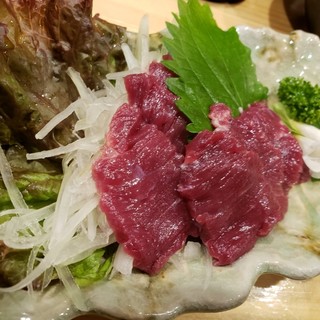 餃子と馬モツ煮込み のんき_0