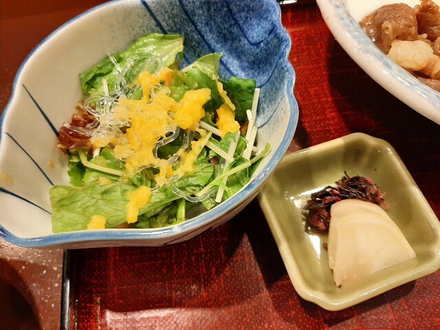 トマトの甘味と酸味が和牛に合う 個性的なトマトすき焼きランチ1 800円 By ぱりそら 日本料理 大坂ばさら グランフロント大阪店 大阪 寿司 食べログ