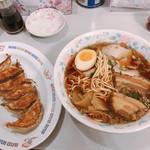 尾道ラーメン 十六番 本店 - 