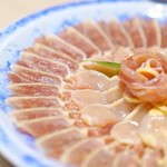 じどりや 穏座 - 淡海地鶏　生で食べたい