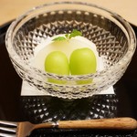 もめん - シャインマスカットと梨。