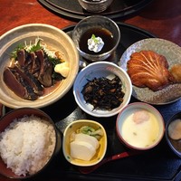 土佐料理 祢保希 赤坂店 - カツオたたきと土佐揚げのセット