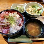 まち屋 - 海鮮丼（ランチ）…1000円（税別）