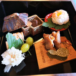 錦 - 桜宿膳　上段 酒肴