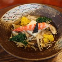 日本料理 梅林 - きのこの菊花和え（車海老、しめじ、しいたけ、えのき、菊花、春菊、水前寺海苔、湯葉豆腐）
