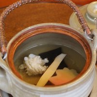 日本料理 梅林 - 汁物（松茸、はも、紅葉麩、酢橘）