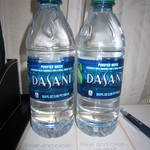 Sheraton Princess Kaiulani - 毎日ペットボトル2本補充あり