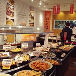 Cook deli GOZEN - 店内の様子。