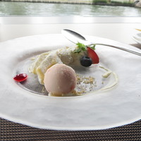 ボーン グランデ アリア - ミルクムース