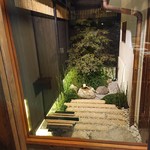 Ryouriyashintani - お庭