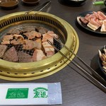 焼肉左近 - 