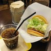 フレッシュネスバーガー 池袋グリーン大通り店