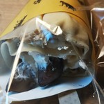 スイーツ ねこじ - モンブランクレープ。