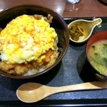 五反田おかめ - かき玉丼（みそ汁、お新香つき）\750