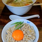 らーめん　HOME - 鶏そぼろご飯