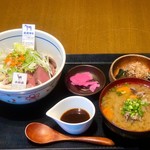 町屋個室×肉バル ジビエズマーケット - 1日10食限定　馬鹿丼＜猪汁付＞　1,050円