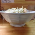 麺処 マゼル - 器