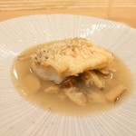 Resutorant sujikawa - 甘鯛のポワレ、松茸あさりソース