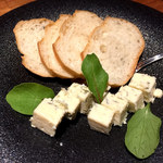 LACHIC - ブルーチーズ