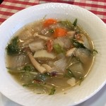 ビストロ セプト - 具沢山で柔らかな味の野菜スープ