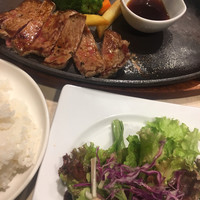 世界のワイン博物館 グランフロント大阪店  - ステーキ ランチセット (*´ω`*)