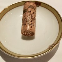 レ セゾン - Château De La Tour Clos de Vougeot Grand Cur 2005 (クロ・ド・ヴージョ) 素晴らしく熟成した香りのブルゴーニュは幸福感を味わせてくれた。