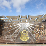 BALLAST POINT BREWING COMPANY - 店舗外観（屋外テラス席前）。