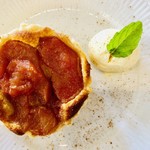 Conversa - 冬季限定100%紅玉のアップルパイ