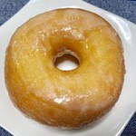 コーヒーとおやつの店 アンドモア - テカリ具合が美味しそうな「シュガードーナツ」♡