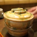 Ookuniya Mambei - 炭焼き うなぎ と土釜で炊いたご飯