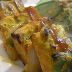 Delhi Heights - パニールティカ　アップ