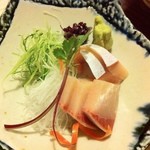 鰤刺し　ツマが高級