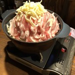 呑み処 笑太 - 豚バラチーズ鍋