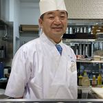 Sushi Sakanado Korono Heso - 穏やかな笑顔の料理長。すごく雰囲気が良くなる。