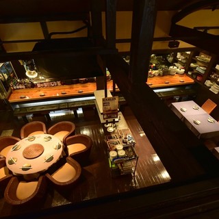 落ちついた店内