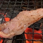 牛炭苑 - タン塩