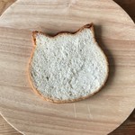 ねこねこ食パン - ネコ型