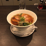 虎 TIGER - 醤油チャーシューそば