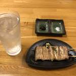 鰻はし本 - 大和桜の炭酸＆ヘベス割りとひと口白焼き串