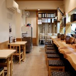 手打うどん かとう - 落ち着いた和の雰囲気