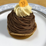 ピエール・エルメ・パリ - モンブラン アンフィニマン ヴァニーユ、アップ