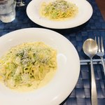 イタリアン食堂 Coraggio - しらすとのりと白菜のクリームパスタ