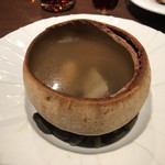 The Guest House  - ホタテ、南アフリカ産鮑のココナッツ風味スープ